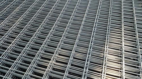 5' x 16' Welded Wire Horse Panel, 2" x 4" Openings