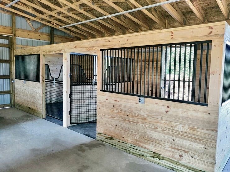 Choosing Horse Stalls for your Barn