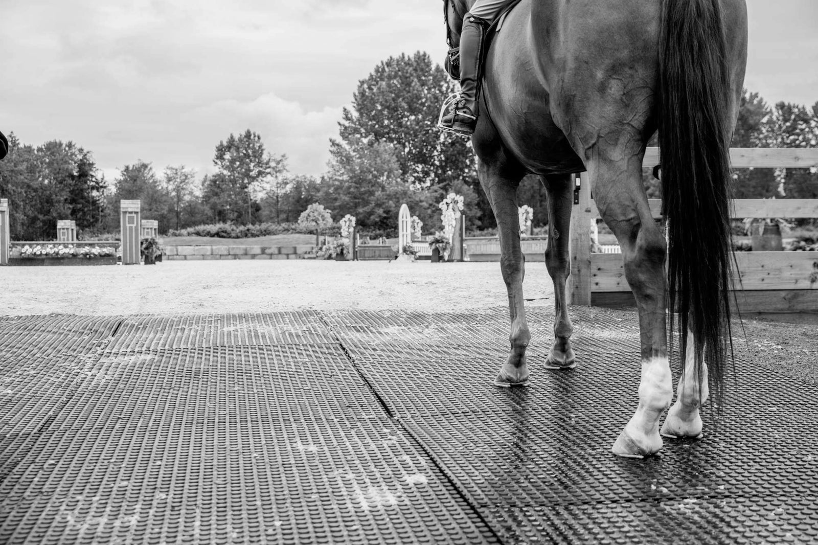 Best Stall Mats for Horses