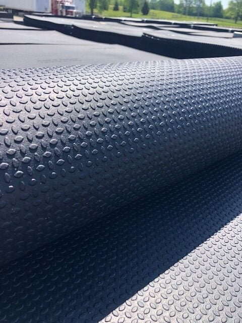 Punter Patterned Rubber Mat 4' x 6' x 3/4" — alternate view 4