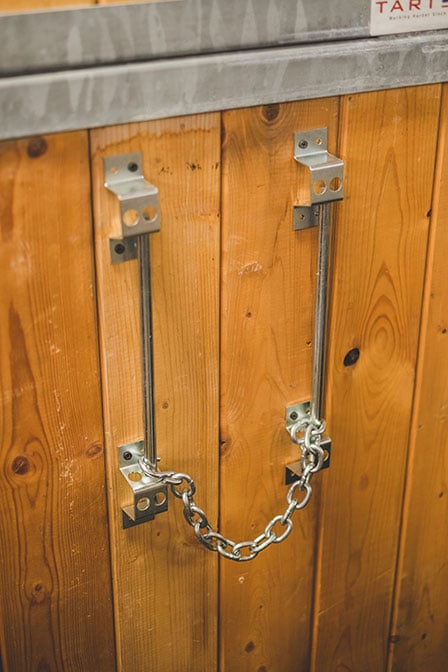 Center Chain Snugger for Wood-Frame Doors — alternate view 2