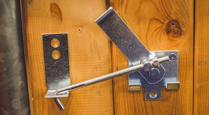 Universal Jamb Latch for Sliding Doors — alternate view 3