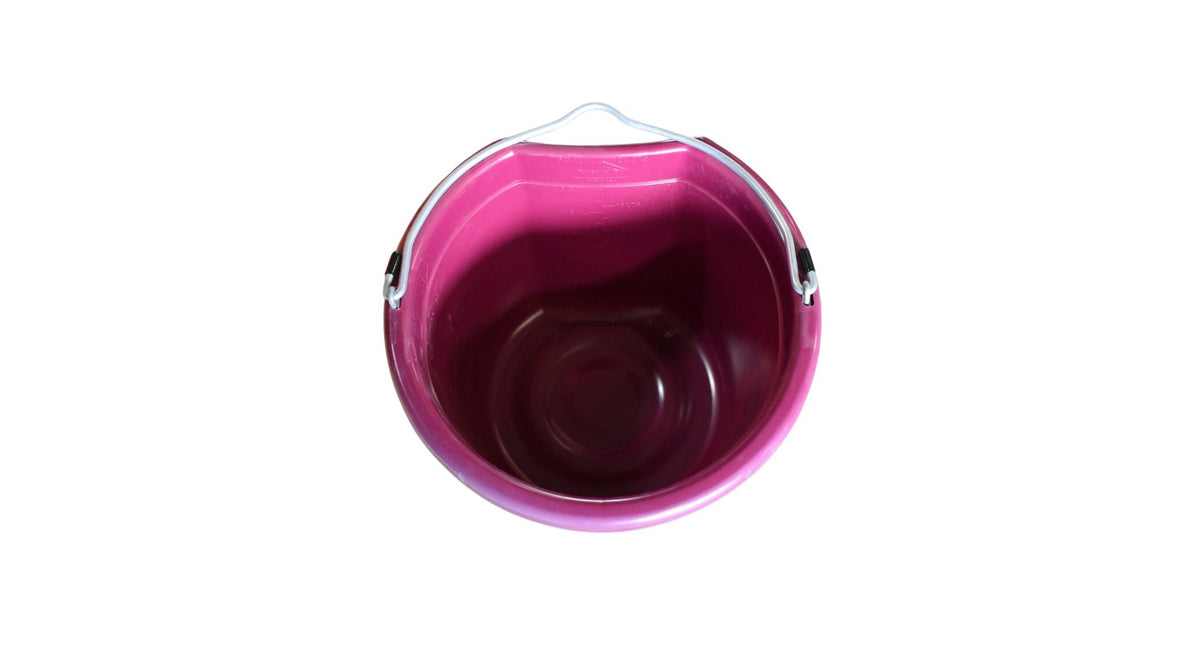 6 Gallon Flat Back Feed & Water Bucket — alternate view 2