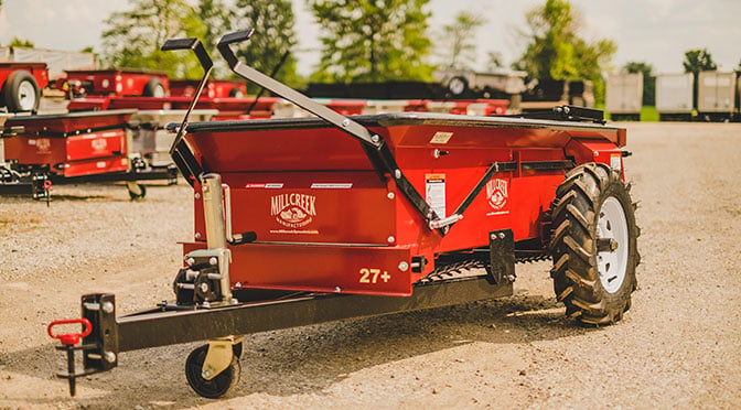 Compact Manure Spreader for 1 to 6 Horses, 27 or 37 Cu Ft — alternate view 2