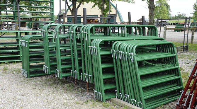 6 Bar Cashmans Standard Livestock Gate, Green, 4' to 16'