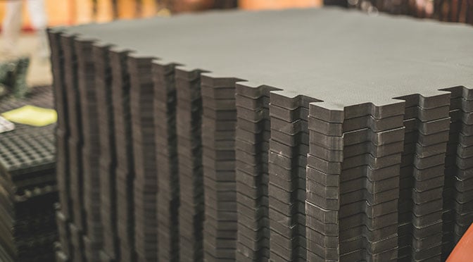 Portable Lightweight Show Mats 3' x 4' x 7/8" — alternate view 2