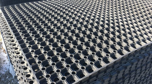 Wash Bay Rubber Mats with Drainage Holes, 3' x 5' x 7/8"