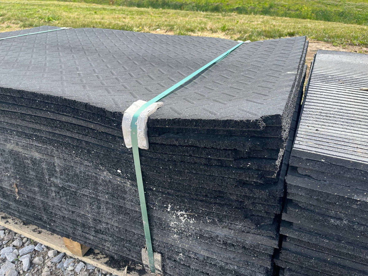 Second Quality Rubber Floor Mats 4' x 6' x 3/4"