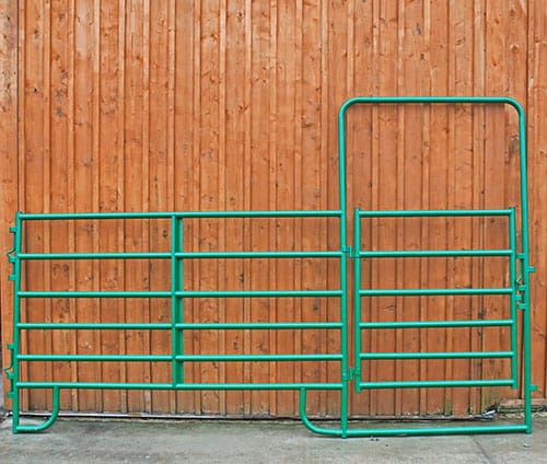 Cashmans Combo Heavy Duty Horse Panels with Bow Gate, 8' to 12' — alternate view 6