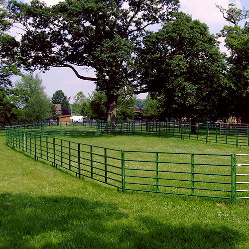 Round Pens & Arenas