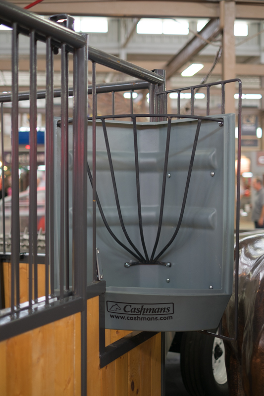 Grey Poly Corner Combo Feeder Cashmans