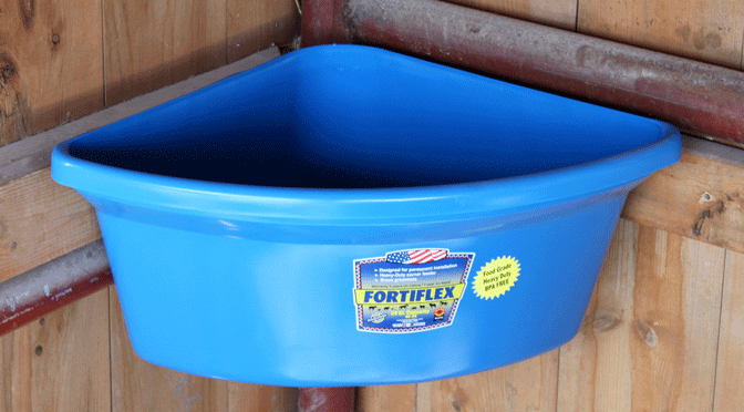 Fortiflex 6 Gal Corner Feeder Cashmans