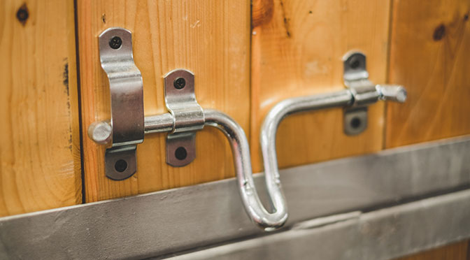 Stall Gate Latch