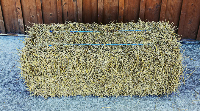 Straw Bales - Snow's Farm Pickup