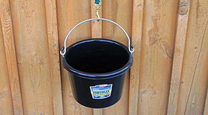 Fortiflex 6 Gallon Premium Flat Back Bucket