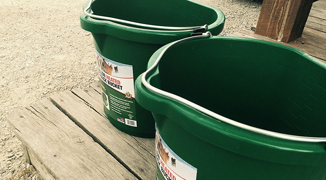 5 Gallon Heated Bucket - Cashmans