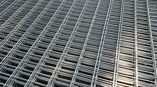 5' x 16' Welded Wire Horse Panel (2" x 4" Openings)