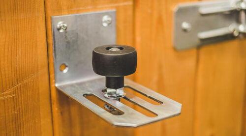 Center Chain Snugger - Image 4