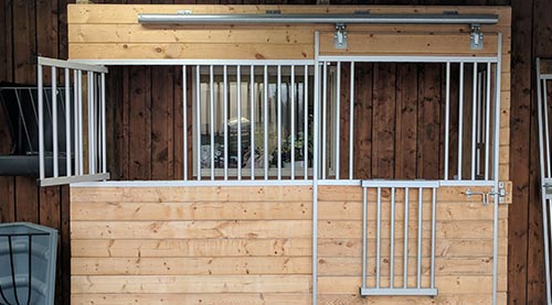 12' Aluminum Heavy Duty Stall Front