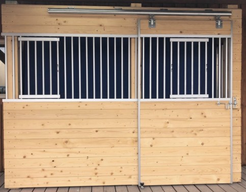10' Aluminum Super Duty Stall Front - Image 4