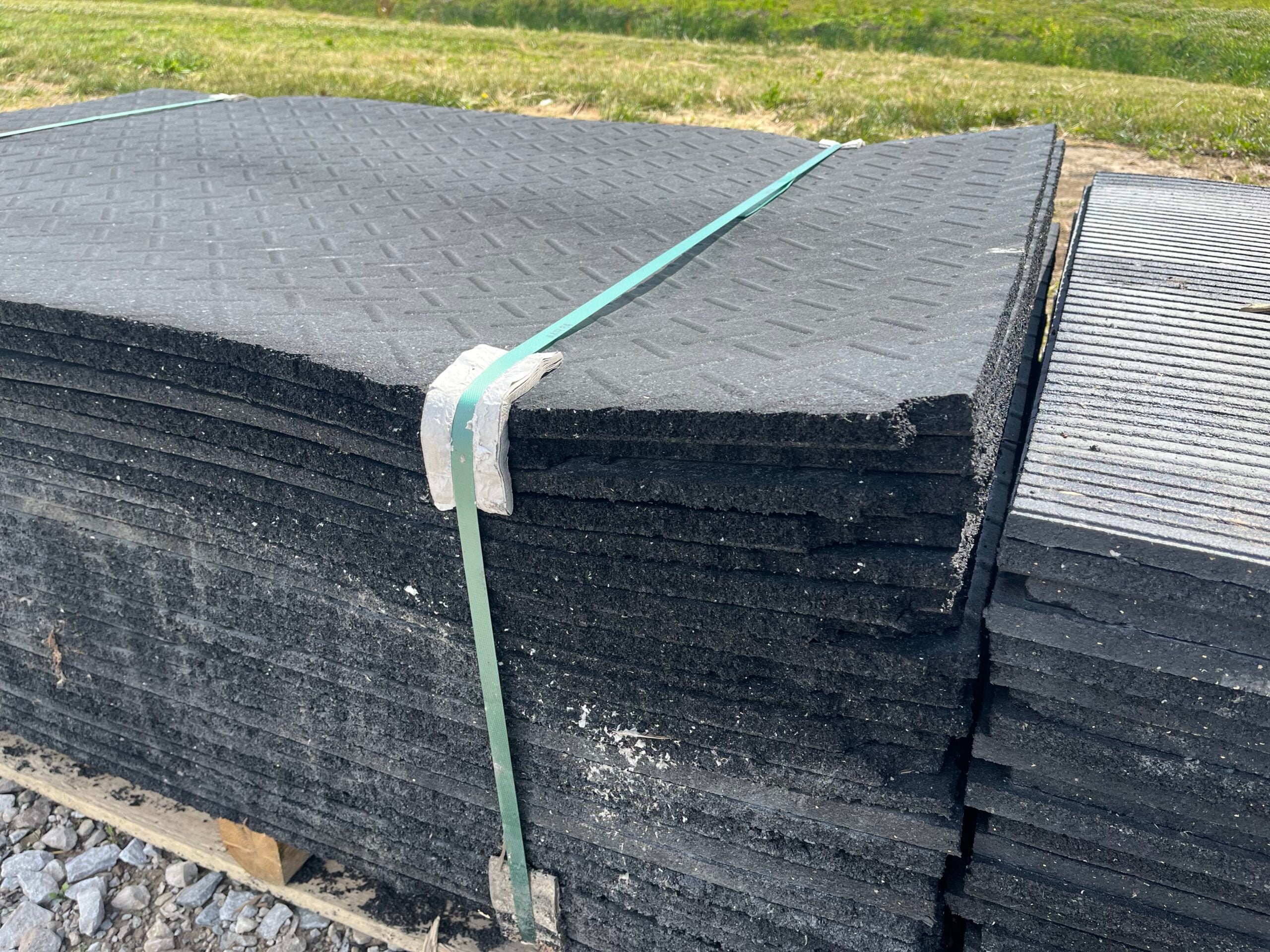 Second Quality Rubber Floor Mats 4' x 6' x 3/4" - Image 5